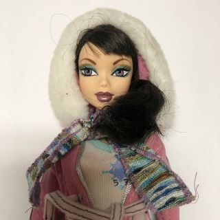Barbie My Scene Nolee Doll Chillin’ Out Snowboarding Outfit Mattel 2003