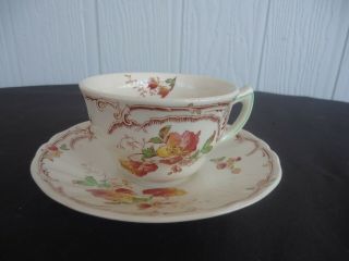 Vintage Royal Doulton Chiltern Tea Cup & Saucer Set D6095