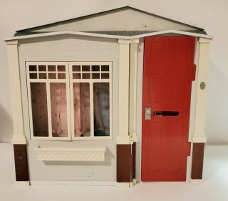 Mattel 2005 Barbie Totally Real House Folding Fold - Up House Only No Sounds