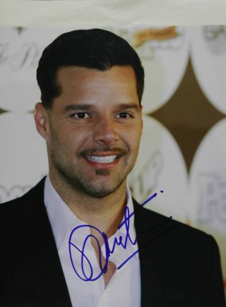 Ricky Martin (singer,  Songwriter,  Actor,  Humanitarian) Hand Signed Photograph 4