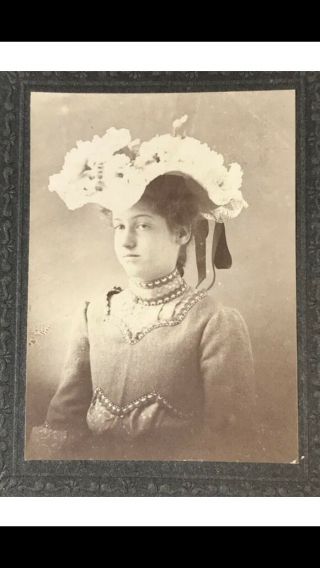 Victorian Woman In Fancy Hat Antique Cabinet Card Photo Black & White 189