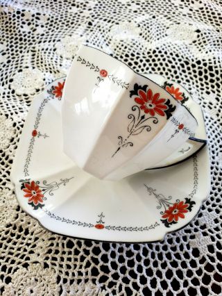 Vintage Shelley Red Daisy Cup & Saucer Art Deco Queen Anne Shape