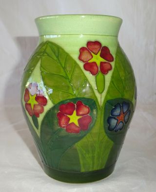 UK Vintage Pottery Vase w.  Flower Motif on Green Ground Dennis China (DaM) 3