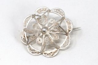 A Vintage Sterling Silver 925 Filigree Floral Cut Out Brooch 1156