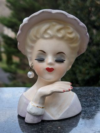 1963 Inarco E - 774 Hand - Painted 3.  5 " Lady Head Vase: Lavender Dress & Hat,  Pearl