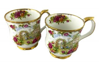 Royal Albert Bone China - Old Country Roses - 2 Matching Tea Cups