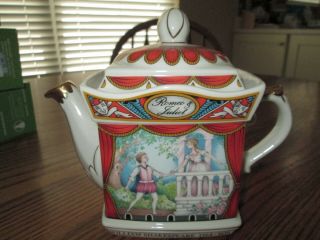 Vintage Sadler 4445 Romeo And Juliet Teapot - Staffordshire England