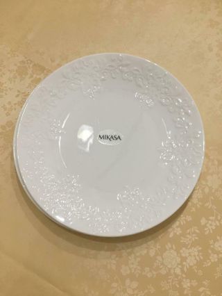 Mikasa Julia Bone China Dinner Plates 10.  75” Set Of 2,