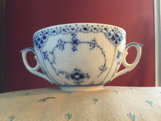 Vintage Bing & Grondahl Royal Copenhagen Porcelain Blue Fluted Creamed Soup Cup