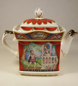 Sadler Staffordshire Savoy Shakespeare Series Romeo & Juliet Teapot 4445 Vtg