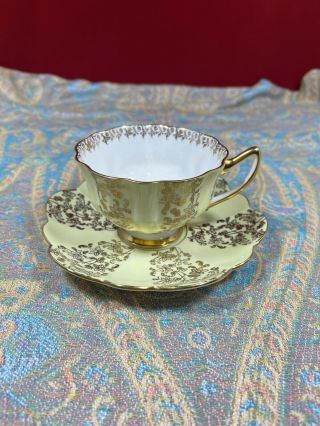 Vintage Shelley Atholl Teacup And Saucer Yellow Gold Medallion