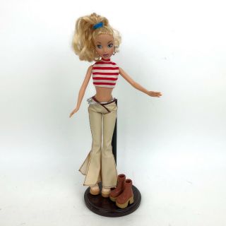1999 Mattel Barbie My Scene Doll W/extra Shoes
