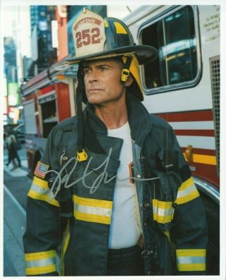 Rob Lowe 8x10 Autographed Photo Actor Producer Director West Wing Code Black