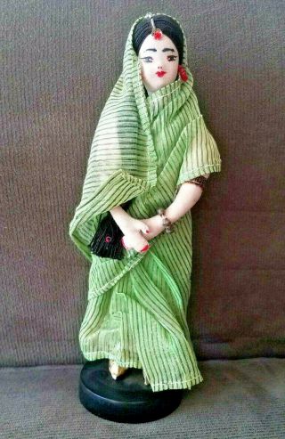 Vintage 8 " Cloth Doll From Pakistan From Ny World 