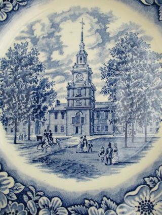 VTG 10in Dinner Plate Liberty Blue TransferWare STAFFORDSHIRE Independence Hall 2