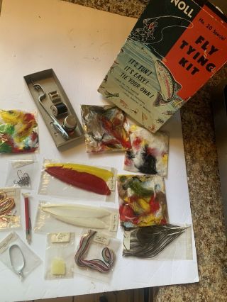 Vintage H J Noll Fly Tying Kit No.  20 Special Fishing Goose Peacock Duck Feather