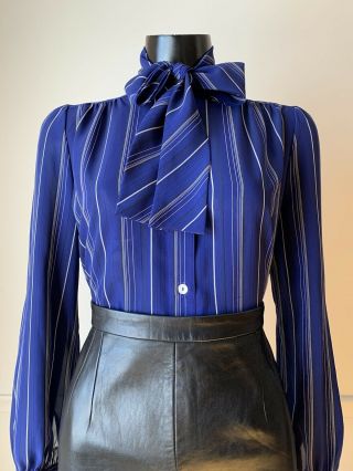 Vintage 80’s Blue & White Striped Tie - Neck/pussybow Ladies Blouse Size Small