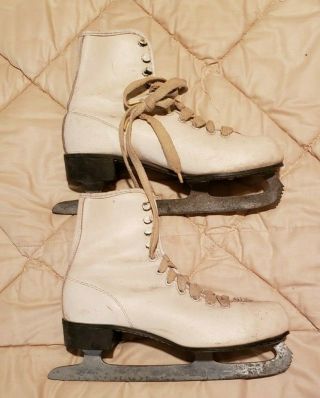 Size 2 Leather Ice Figure Skates - Youth Skates Vintage 1968