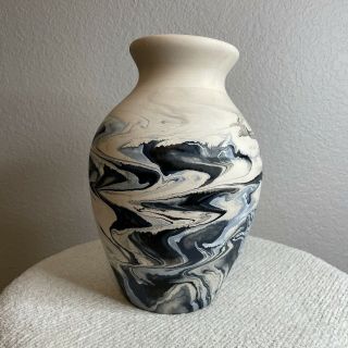 Nemadji Indian River Pottery Blue Swirl Ceramic Vase 10 