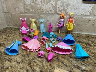 Polly Pocket 2 Dolls 2 Dresses Magnetic,  Clothes & Accessories