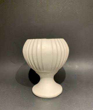 Vintage Mccoy Pottery Floraline 407 Matte White Ribbed Pedestal Vase