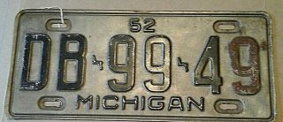 Vintage 1952 Michigan License Plate State Car Tag Db 99 49