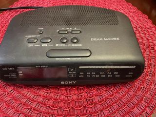 Vintage Sony Dream Machine Icf - C370 Am/fm Dual Radio Buzzer Alarm Clock & Snooze