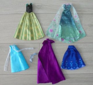 Disney Frozen Elsa & Anna Dolls Clothing Bundle