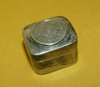 Vintage Mexico 925 Sterling Silver " Mayan Aztec Calendar " Design Pill Box 19.  8g