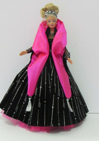 Happy Holidays Barbie 1998 Black Velvet Gown Silver Sparkle Pink Wrap Crown