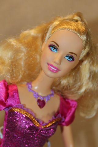Princess Liana Barbie Diamond Castle Light Up Singing Doll Mattel 2008