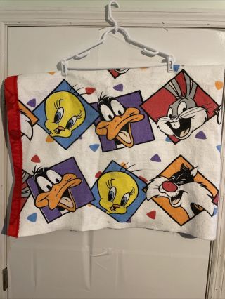 Vintage 1992 Warner Brothers Looney Tunes Blanket Throw Bugs Bunny Daffy Tweety