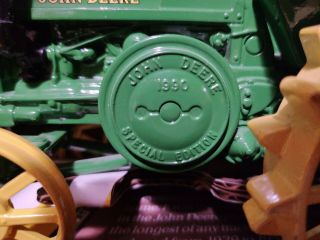 Vintage Ertl John Deere 1953 Model D toy tractor 1/16 scale 3