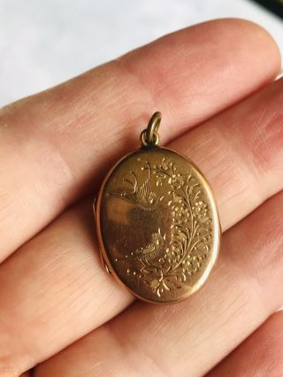 Gorgeous Antique Victorian Gold Plated Etched Bird Design Oval Locket
