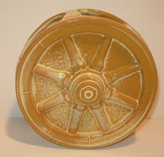 Vintage Frankoma Pottery 94y Wagon Wheel Wall Pocket Desert Gold Glaze Ada Clay