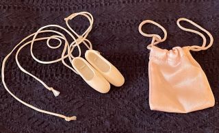 Vintage Barbie 989 Ballerina - Ballet Slippers - Shoes With Ties,  Pink Satin Bag