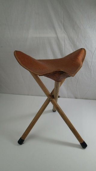 Vtg Leather Folding Tripod Saddle Seat Stool Chair Cowhide 18 " Height.