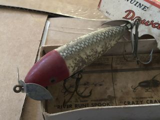 VINTAGE HEDDON WOUNDED SPOOK FISHING LURE WITH ALL HOOKS & BOX 2