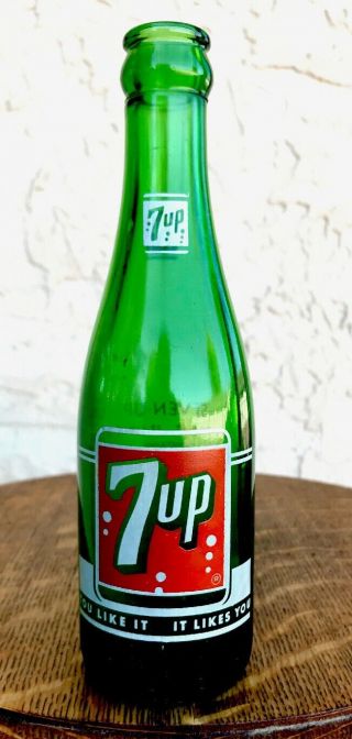 Vtg 1950 Soda Bottle 7up Seven Up Sioux Falls South Dakota Glass Green 7 Oz Pop