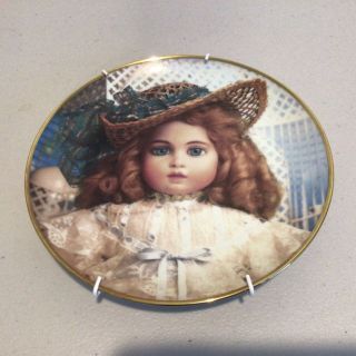 Franklin Hanau Doll Museum.  " The Antique Doll " Limited Edition Plate 323