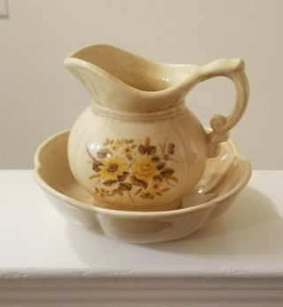 Cute Vintage Old Heritage Yellow Mccoy Pottery Pitcher And Bowl Basin 7528 Usa