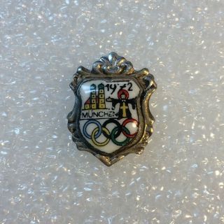 Olympic Games Munich 1972 Vintage Enamel Metal Pin Badge Brooch