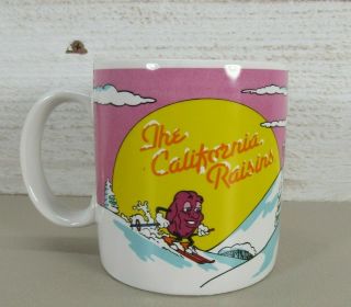 Vintage 1988 The California Raisins Holiday Winter Snow Coffee Mug