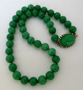 Vintage Jade - Green Glass Bead Necklace Hobe