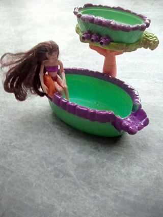 Polly Pocket Fountain Falls Double Decker Hot Tub 2005 With Polly Pocket Doll