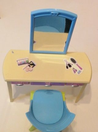 Retro Mattel Barbie Dressing Table With Mirror And Chair Doll House Furniture 3