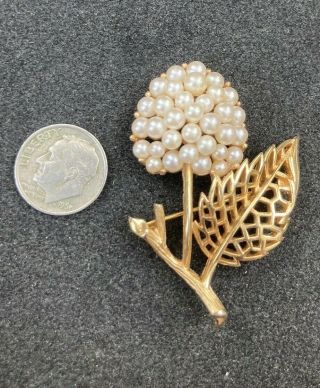 Vintage Signed Crown Trifari Goldtone & Faux Pearl Hydranga Flower Brooch