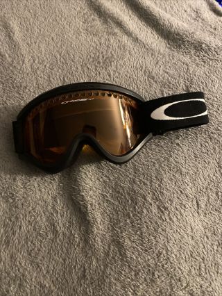 Vtg Oakley Goggles Black Ski Snowboard Motocross O Strap Spellout Amber Lens