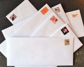 50 Forever Stamped Envelopes - 10 White Woved Security 4 1/8 " X 9 1/2 " Gummed