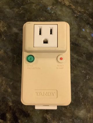 Tandy 26 - 1395a Twin Outlet Power Protector 120vac 60hz 10a 1200w 500v